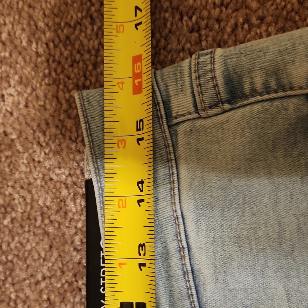 Nicole Miller Infinity Stretch Soho High Rise Capri Jeans, 22, NWT - Picture 8 of 11